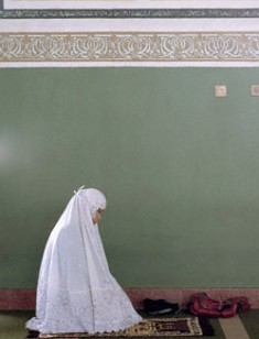 La mujer musulmana y su prلctica de la oraciَn
